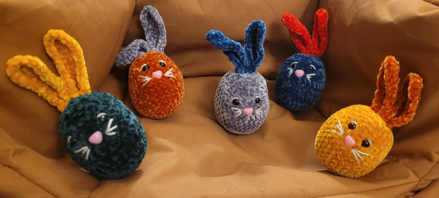 Pâques crochet bunny egg